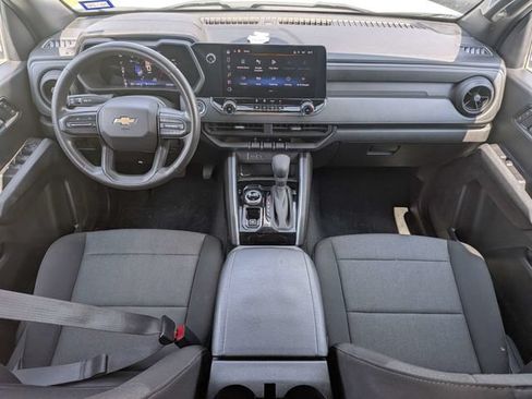 Used 2023 Chevrolet Colorado W/T w/ WT Convenience Package II AWD/4WD image 13