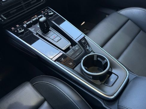 Certified 2022 Porsche 911 Turbo S AWD/4WD image 23