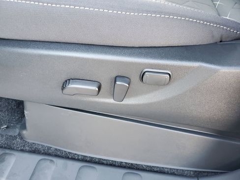 New 2026 Nissan Frontier SV image 16