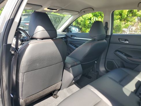 New 2025 Nissan Altima 2.5 SR image 16