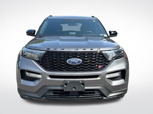 Used 2022 Ford Explorer ST w/ Equipment Group 401A RWD image 10