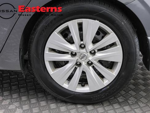 Used 2020 Nissan Sentra S FWD image 32