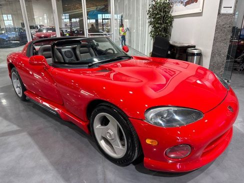 Used 1994 Dodge Viper RT/10 image 3