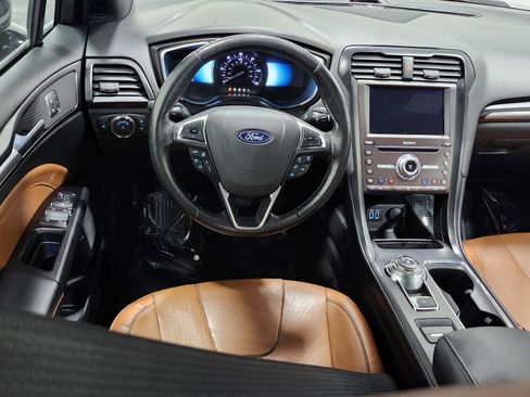 Used 2019 Ford Fusion Energi Titanium image 28