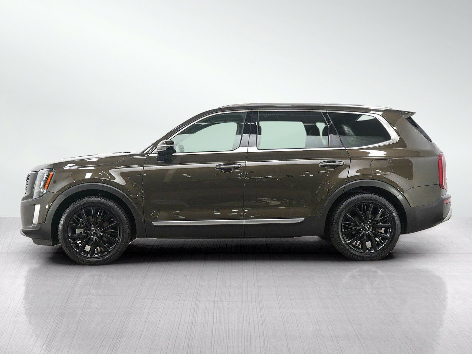 Used 2020 Kia Telluride SX w/ Towing Package AWD/4WD image 2