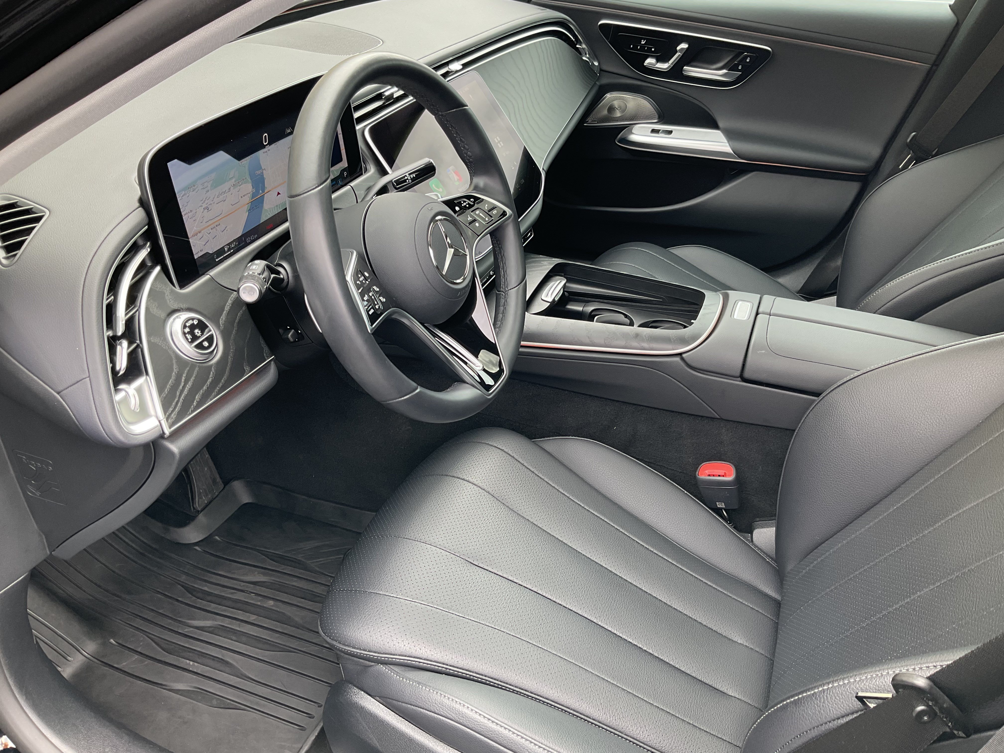 Used 2024 Mercedes-Benz E 350 4MATIC Sedan image 25