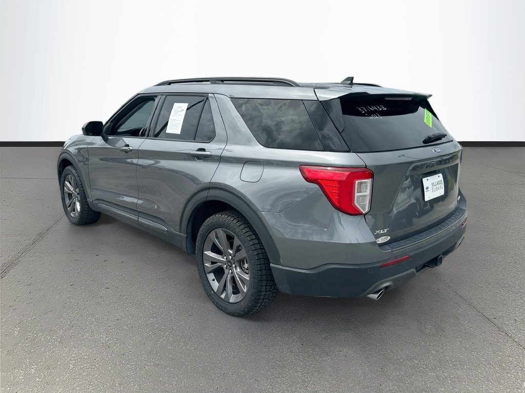 Used 2023 Ford Explorer XLT w/ Equipment Group 202A AWD/4WD image 5