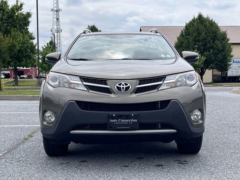 Used 2014 Toyota RAV4 XLE AWD/4WD image 2
