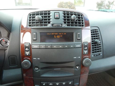 Used 2007 Cadillac CTS 3.6 RWD image 39