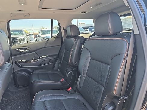 Used 2023 GMC Acadia AT4 w/ Technology Package AWD/4WD image 12