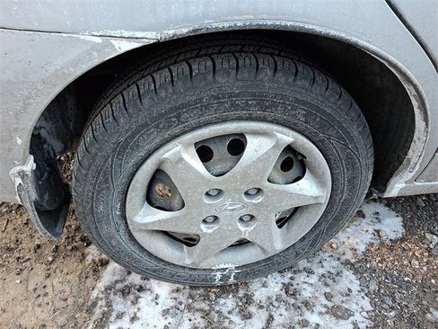 Used 2006 Hyundai Elantra GLS image 7