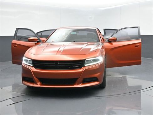 Used 2020 Dodge Charger SXT image 58