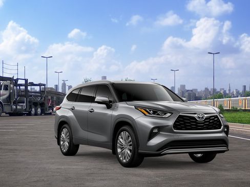 New 2026 Toyota Highlander Platinum AWD/4WD image 15