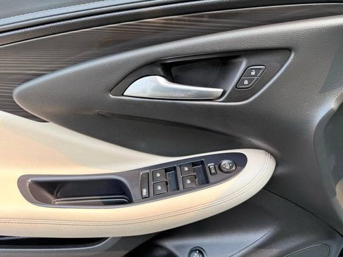 Used 2020 Buick Envision Preferred FWD image 15