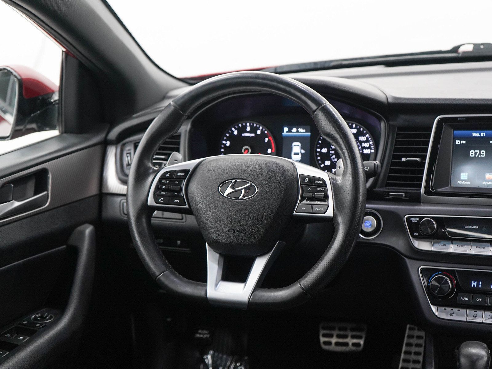 Used 2019 Hyundai Sonata Sport FWD image 14