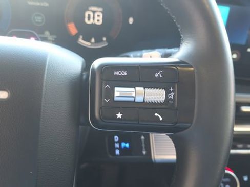 Used 2024 Hyundai Santa Fe SEL FWD image 24