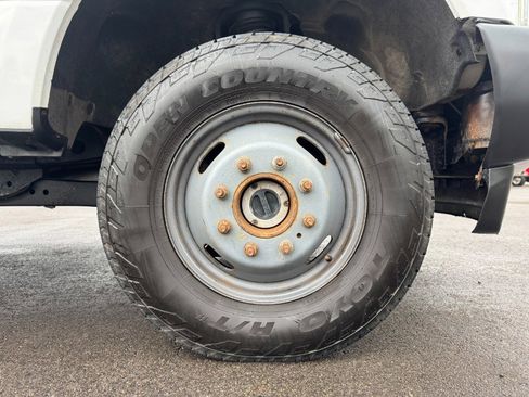 Used 2017 Ford F350 XL w/ Power Equipment Group image 13