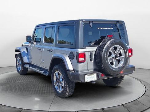 Used 2021 Jeep Wrangler Unlimited Sahara image 3