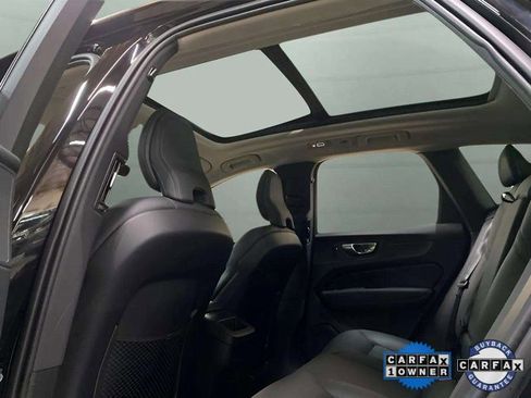 Used 2025 Volvo XC60 B5 Plus image 24