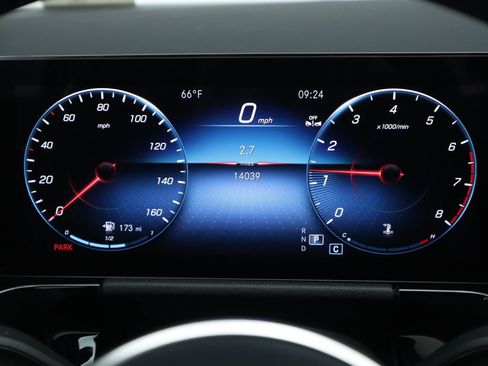 Certified 2023 Mercedes-Benz GLA 250 image 34