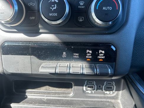 Certified 2021 RAM 1500 Big Horn AWD/4WD image 11