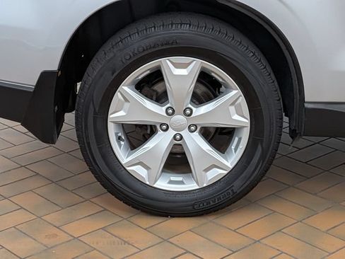 Used 2014 Subaru Forester 2.5i Premium w/ Protection Package #1 AWD/4WD image 9