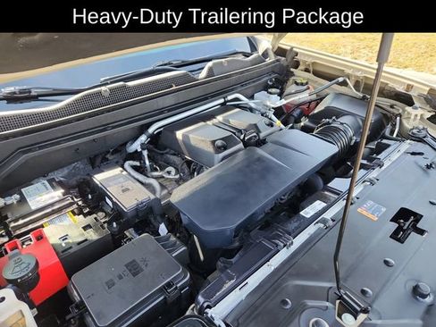 Used 2023 Chevrolet Colorado Z71 w/ Z71 Convenience Package 2 image 16