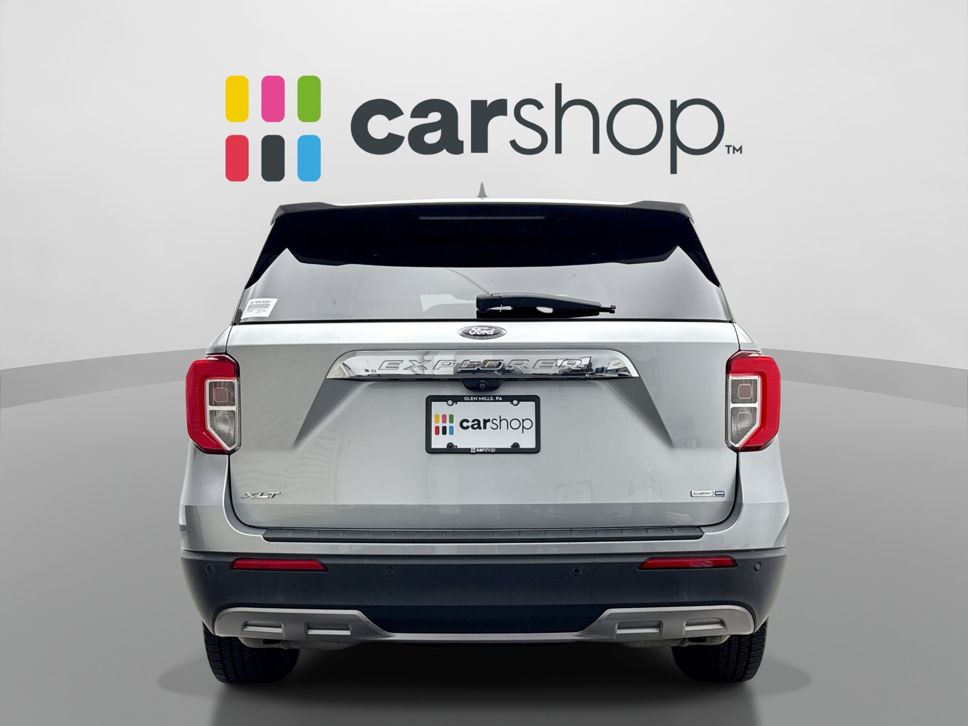 Used 2020 Ford Explorer XLT w/ Equipment Group 202A AWD/4WD image 4