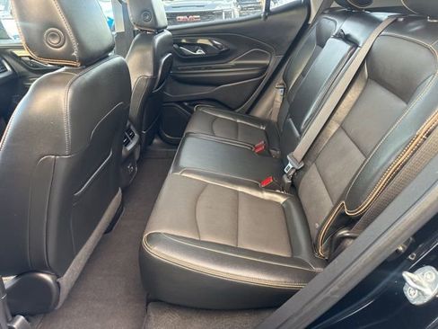 Used 2022 GMC Terrain AT4 w/ Tech Package image 9