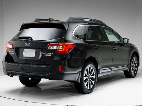 Used 2016 Subaru Outback 2.5i Limited image 33