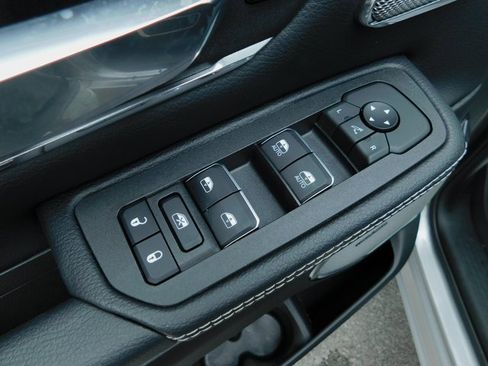 New 2025 RAM 1500 Laramie image 27