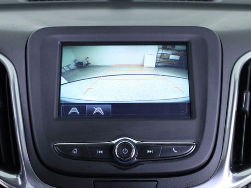 Used 2018 Chevrolet Equinox LT image 28