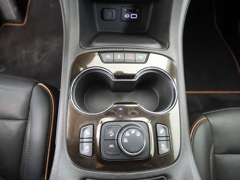 Used 2023 GMC Acadia AT4 w/ Technology Package image 19