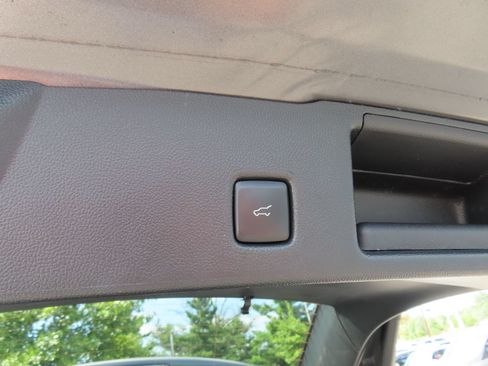 Used 2023 Ford Escape Active w/ Tech Pack #1 AWD/4WD image 36