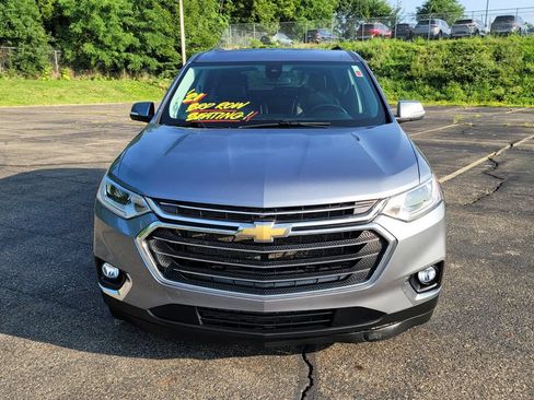 Used 2021 Chevrolet Traverse LT w/ LPO, Floor Liner Package AWD/4WD image 4