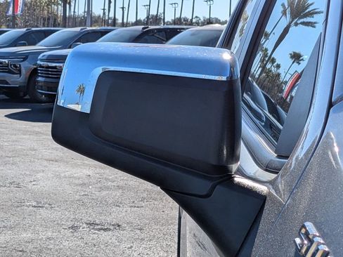 Used 2025 Chevrolet Silverado 1500 LT image 12