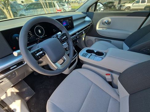 New 2026 Hyundai Ioniq 9 SE AWD/4WD image 17