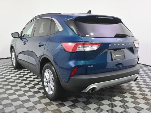 Used 2020 Ford Escape SE AWD/4WD image 4