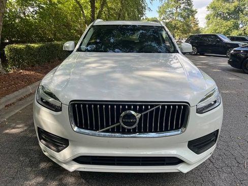 Used 2020 Volvo XC90 T5 Momentum w/ Protection Package Premier FWD image 3