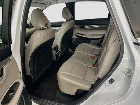 Used 2023 INFINITI QX50 Luxe AWD/4WD image 29