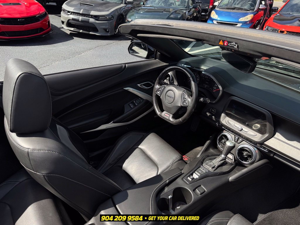 Used 2019 Chevrolet Camaro SS RWD image 31