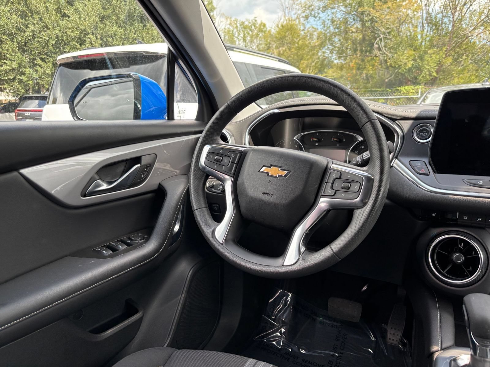 Used 2026 Chevrolet Blazer LT FWD image 33