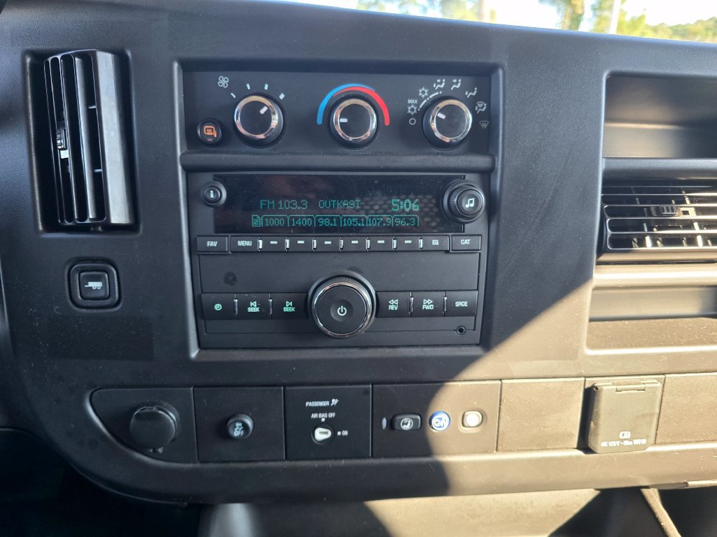 Certified 2025 GMC Savana 2500 w/ Driver Convenience Package RWD image 18