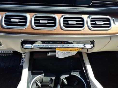 New 2026 Mercedes-Benz GLS 450 4MATIC image 23