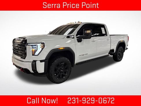 Used 2024 GMC Sierra 2500 AT4 w/ Technology Package image 1