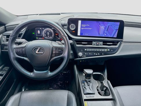 Used 2024 Lexus ES 300h w/ Premium Package image 15