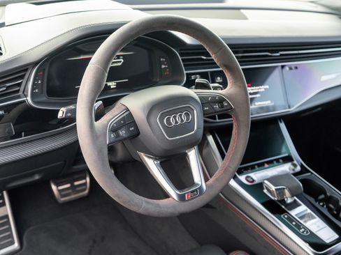 Used 2023 Audi RS Q8 AWD/4WD image 3