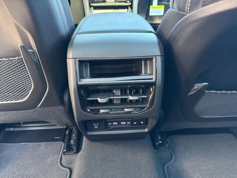 New 2026 Jeep Grand Cherokee Limited w/ Limited Altitude Package AWD/4WD image 25