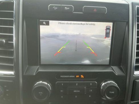 Used 2015 Ford F150 XLT w/ Equipment Group 302A Luxury image 14