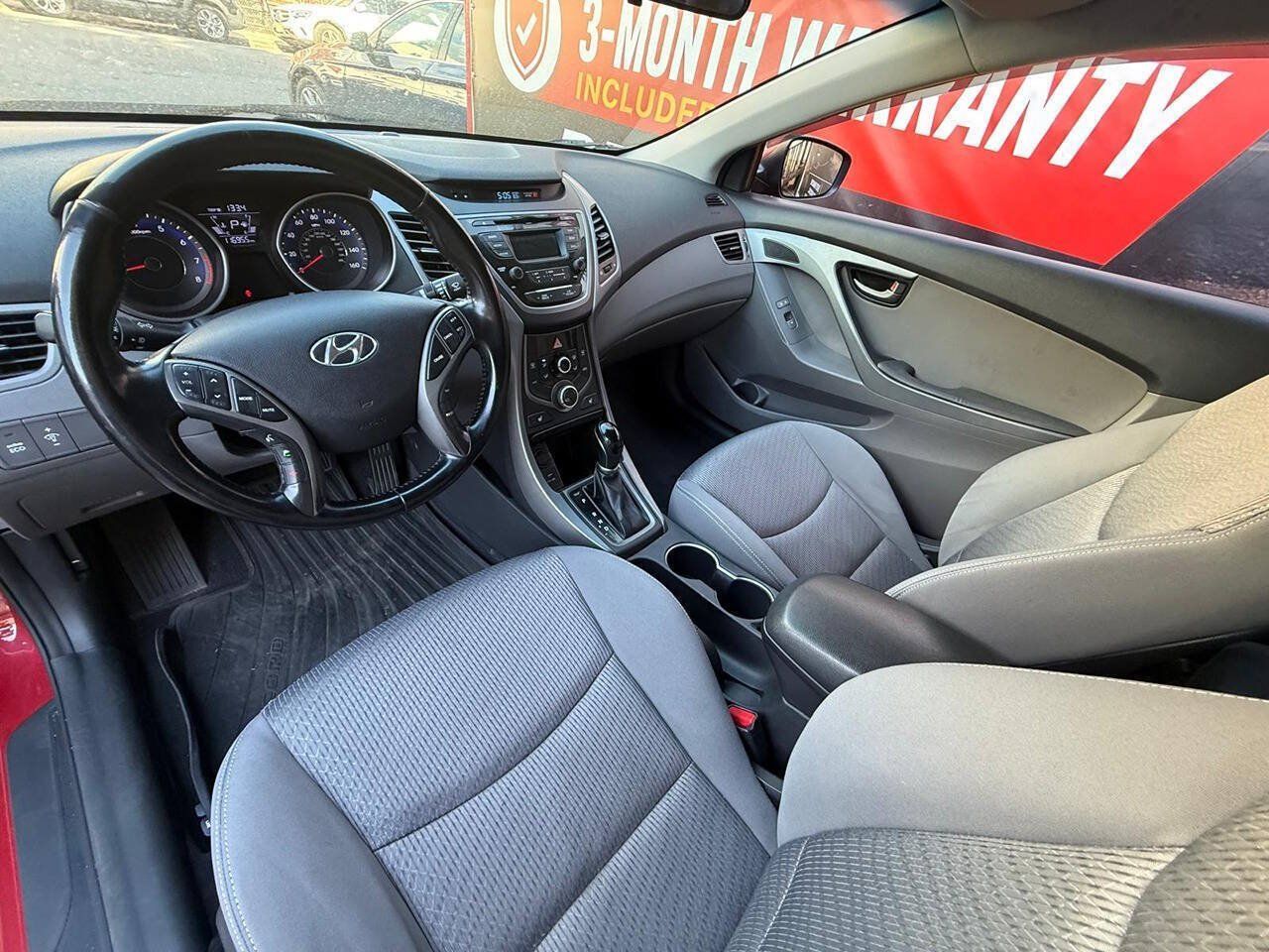 Used 2014 Hyundai Elantra FWD image 10
